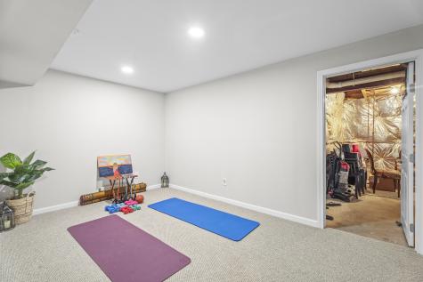 29 Primrose Lane Suffield CT 06078