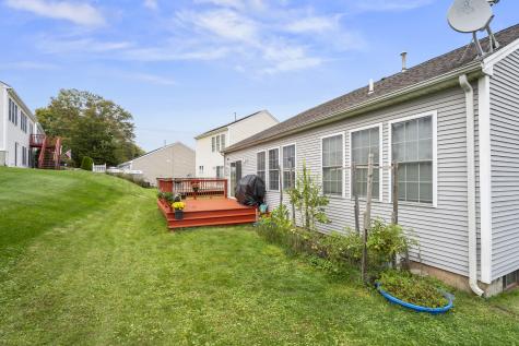 29 Primrose Lane Suffield CT 06078