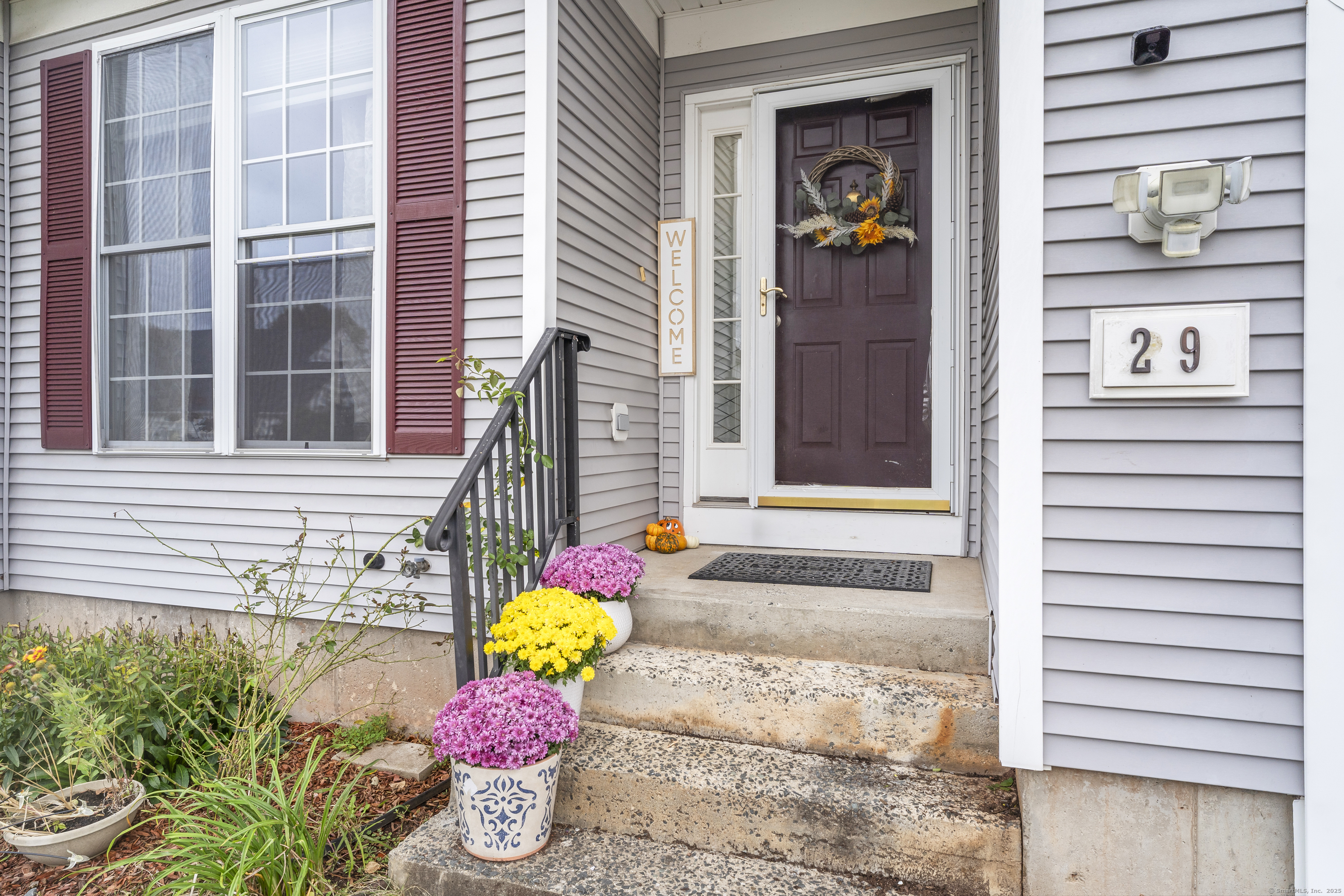 29 Primrose Lane Suffield CT 06078