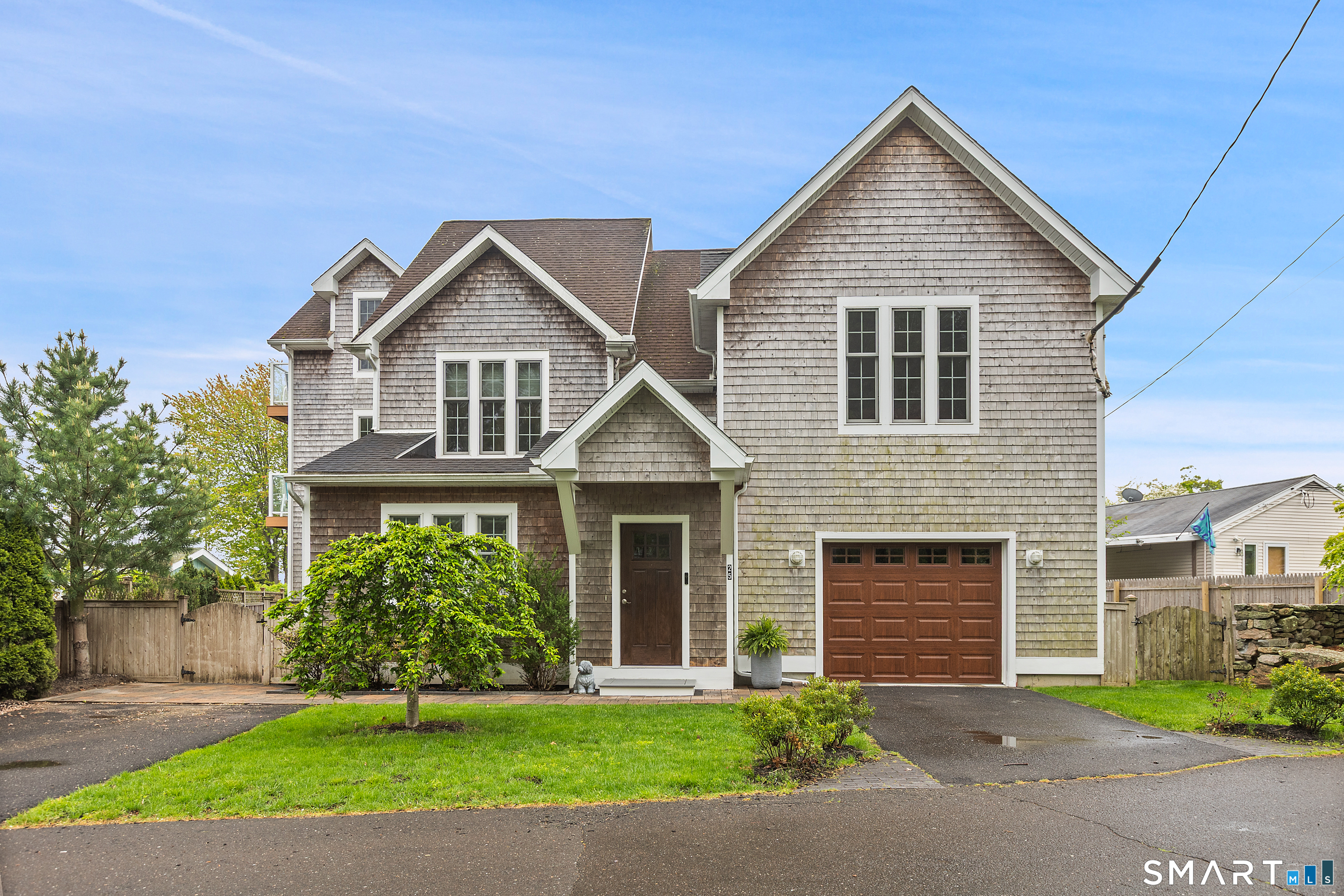 25 Brocketts Point Road Branford CT 06405