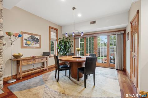 25 Brocketts Point Road Branford CT 06405