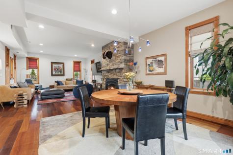 25 Brocketts Point Road Branford CT 06405