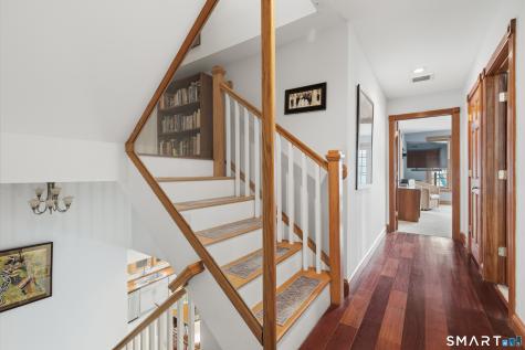 25 Brocketts Point Road Branford CT 06405