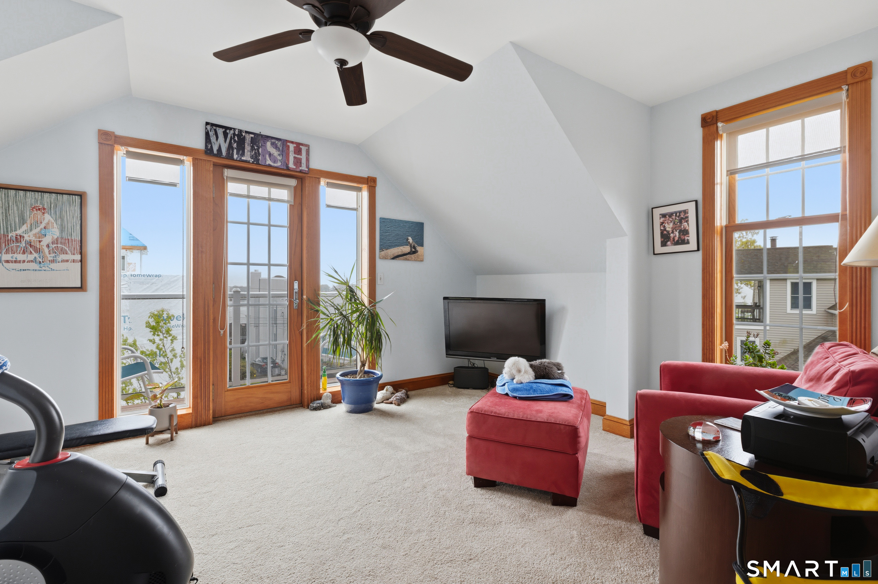 25 Brocketts Point Road Branford CT 06405