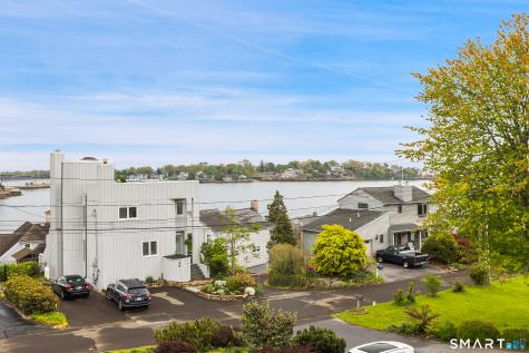 25 Brocketts Point Road Branford CT 06405