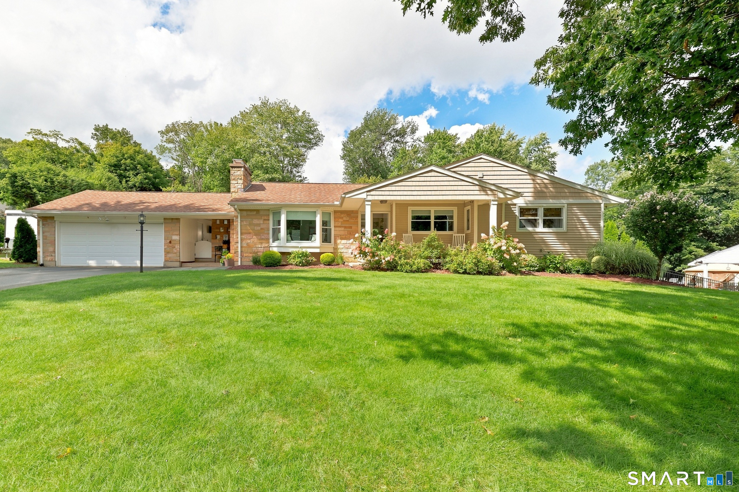 48 Maxine Road Bristol CT 06010