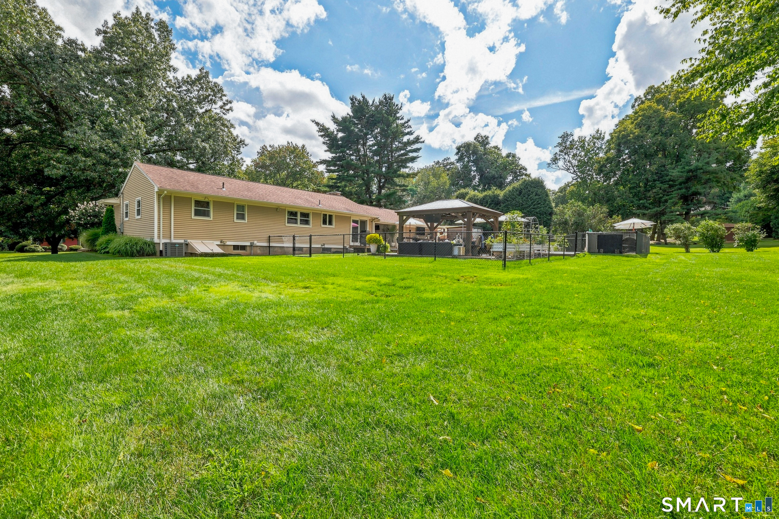 48 Maxine Road Bristol CT 06010