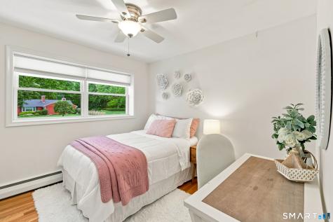 48 Maxine Road Bristol CT 06010