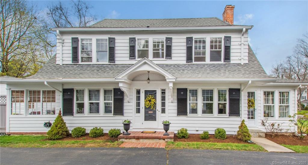 11 Foxcroft Road West Hartford CT 06119