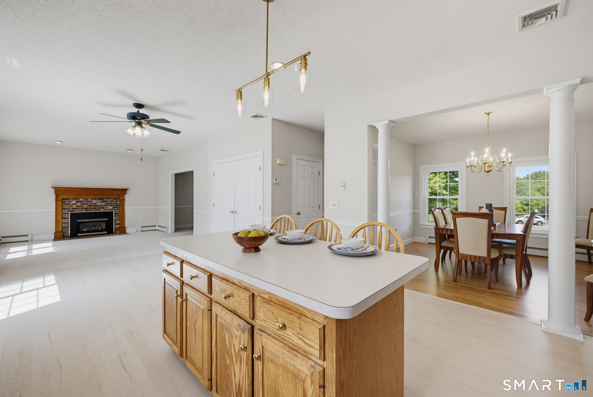 33 Deer Meadow Tolland CT 06084