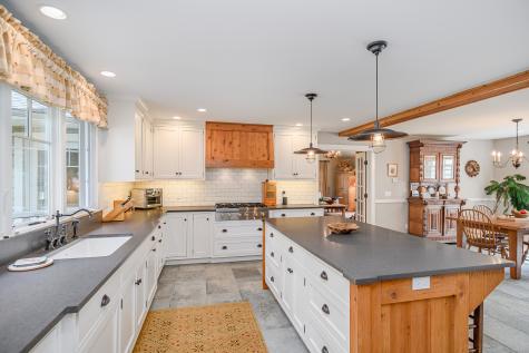 16 Rock Ridge Road Newtown CT 06470