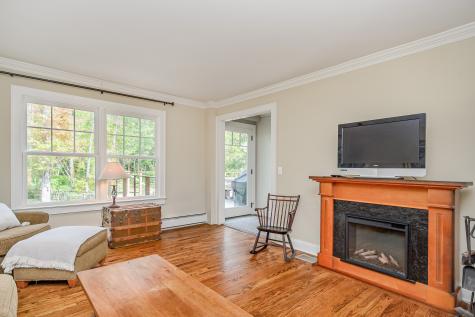 16 Rock Ridge Road Newtown CT 06470