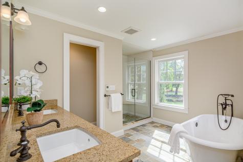 16 Rock Ridge Road Newtown CT 06470