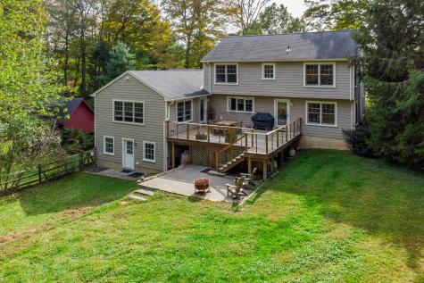 16 Rock Ridge Road Newtown CT 06470