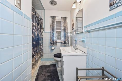 416 Tudor Street Waterbury CT 06704