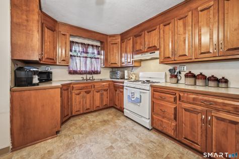 416 Tudor Street Waterbury CT 06704