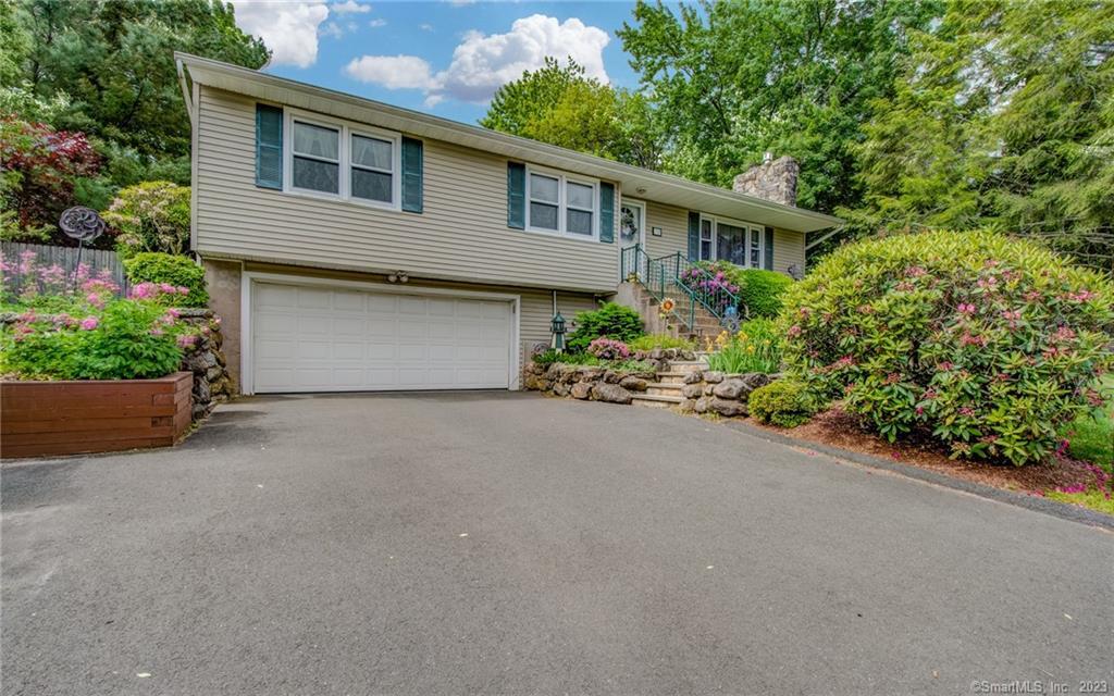32 Fox Run Road Waterbury CT 06708