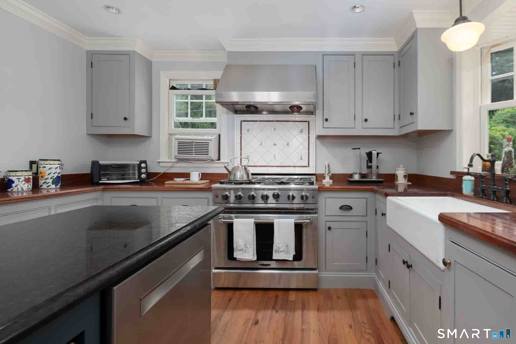 16 Barnes Hill Road Burlington CT 06013