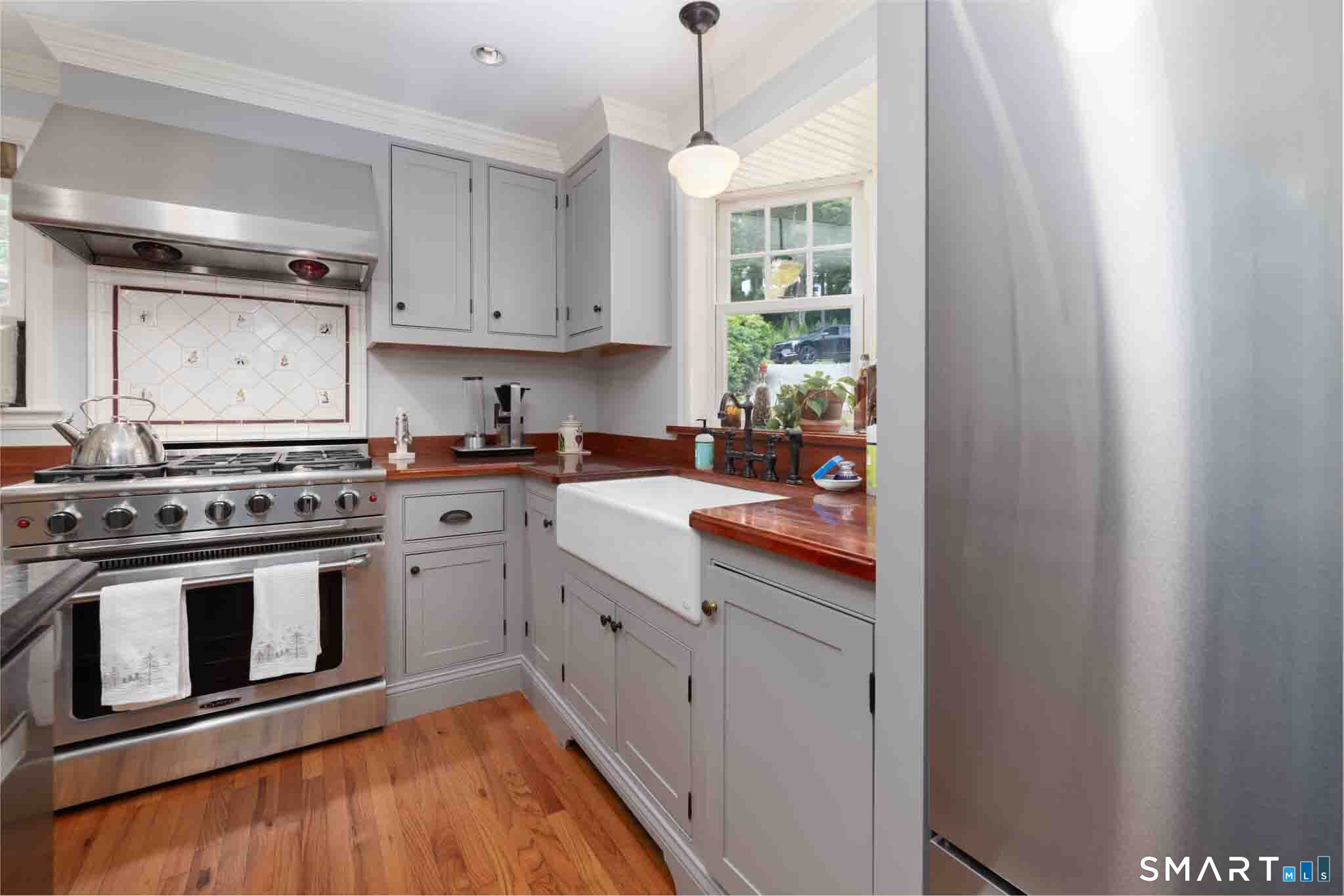 16 Barnes Hill Road Burlington CT 06013