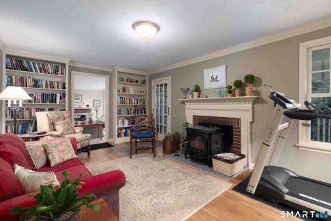 16 Barnes Hill Road Burlington CT 06013