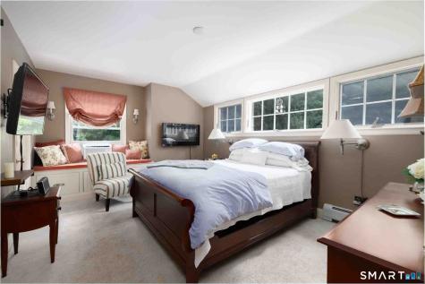 16 Barnes Hill Road Burlington CT 06013
