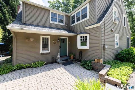 16 Barnes Hill Road Burlington CT 06013