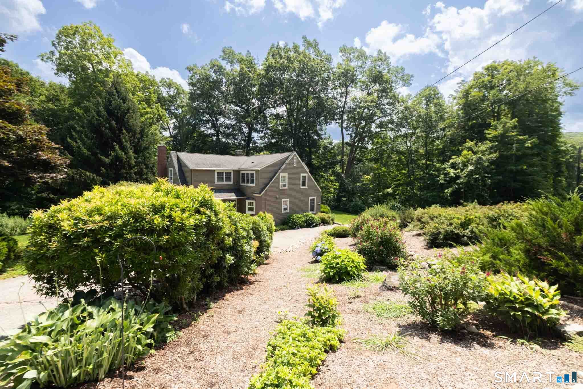 16 Barnes Hill Road Burlington CT 06013