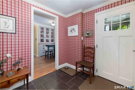 16 Barnes Hill Road Burlington CT 06013