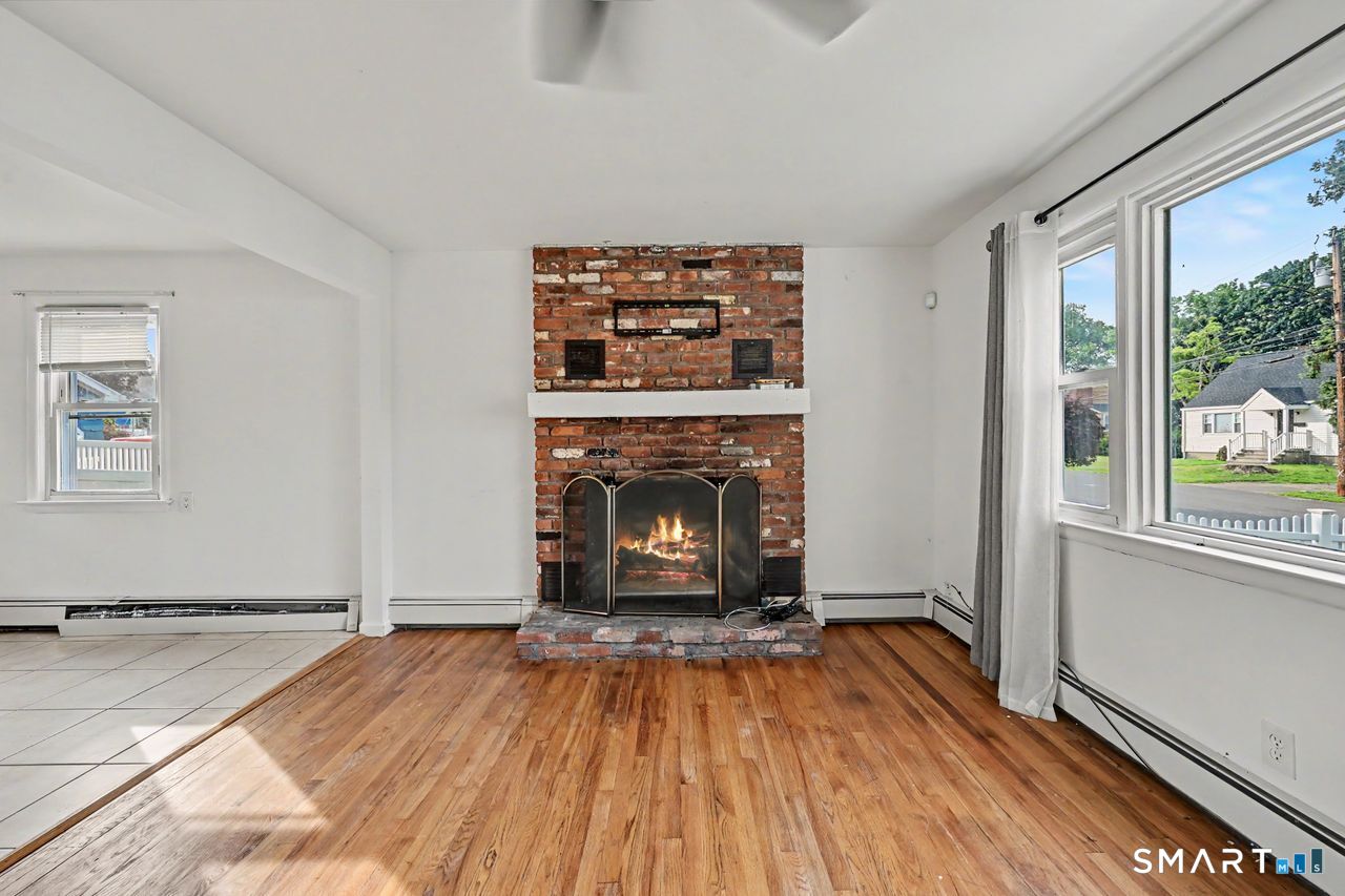 25 Myron Avenue Bridgeport CT 06606