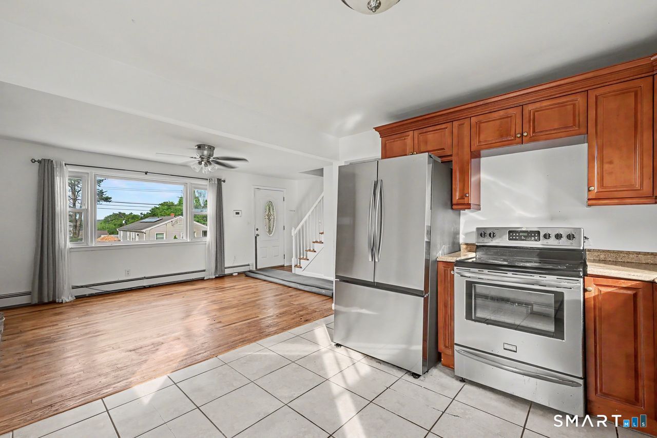 25 Myron Avenue Bridgeport CT 06606
