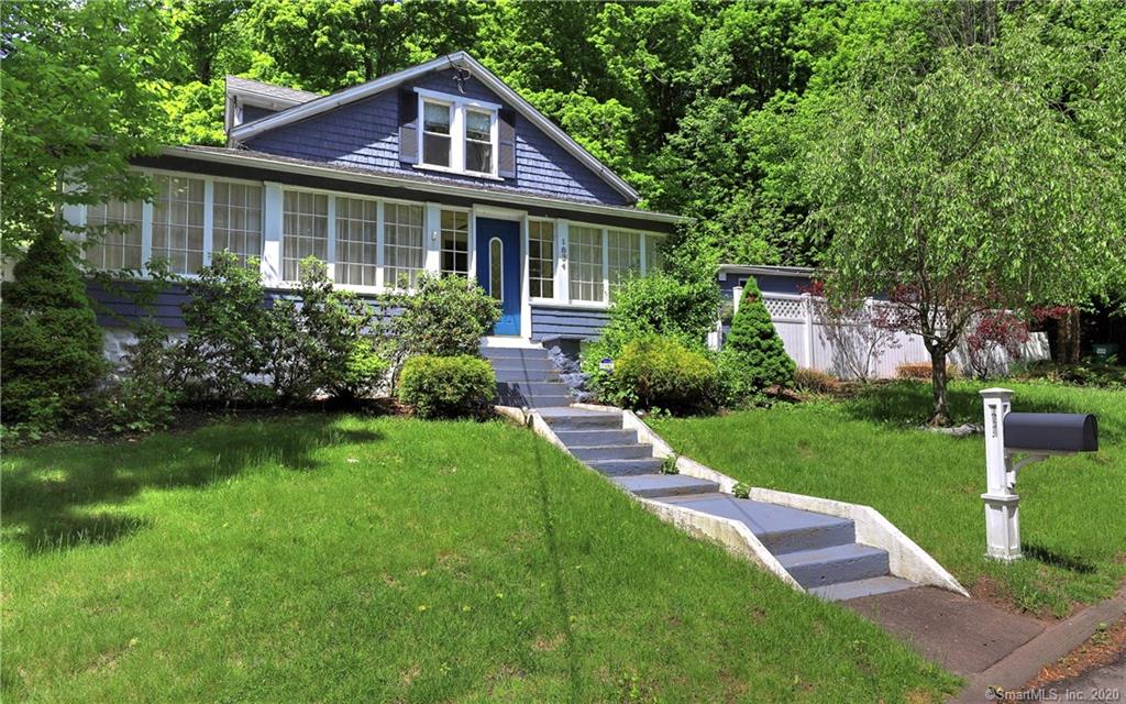 1834 Litchfield Turnpike Woodbridge CT 06525