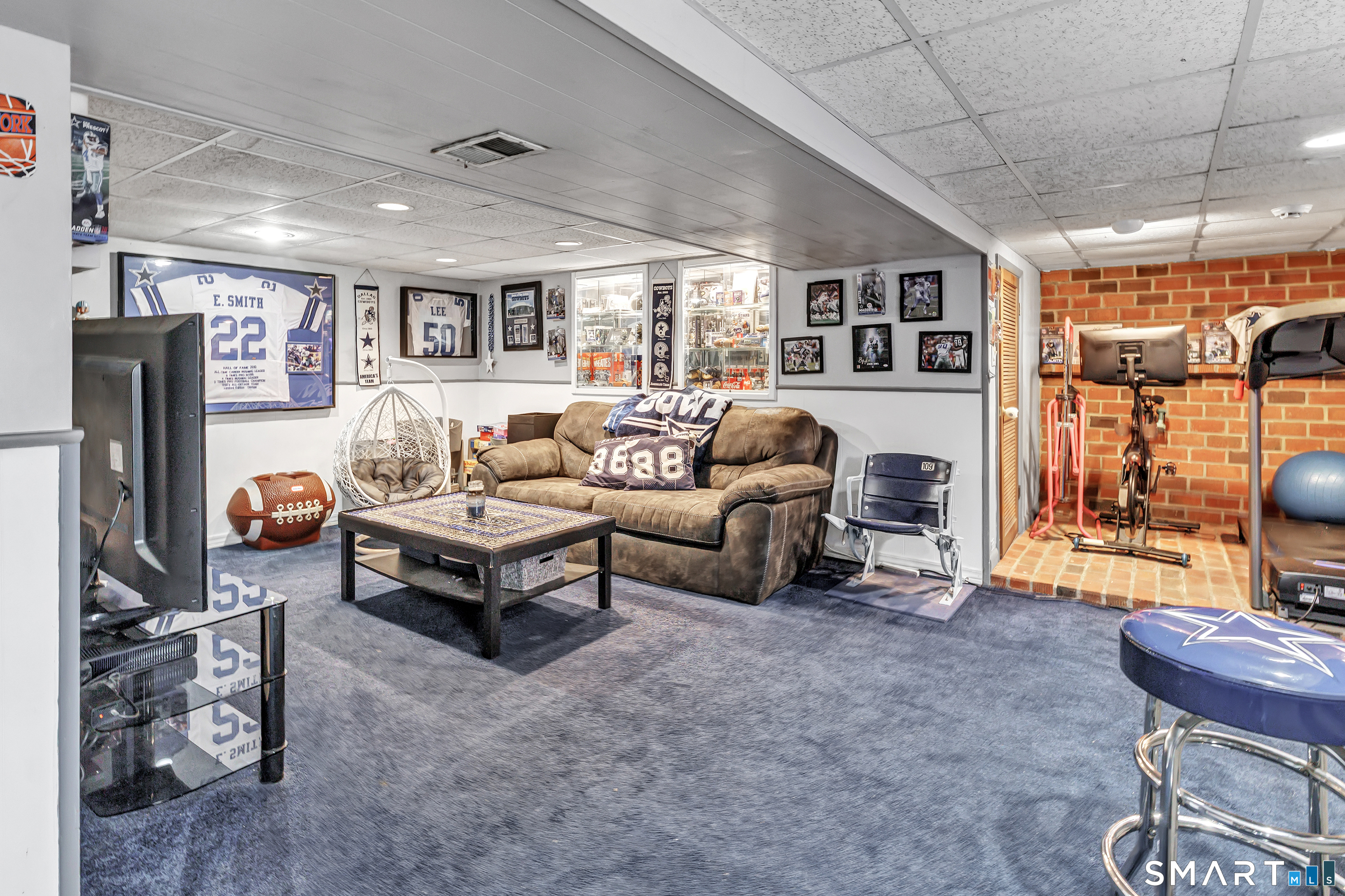 24 Valley Road Shelton CT 06484