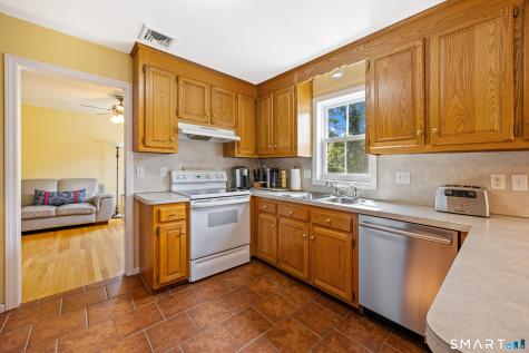 39 Old Farm Road Plymouth CT 06786