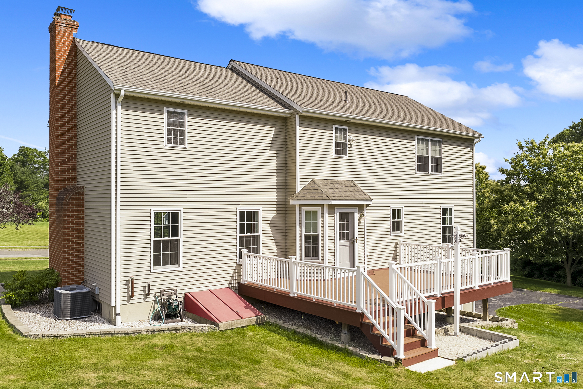 39 Old Farm Road Plymouth CT 06786