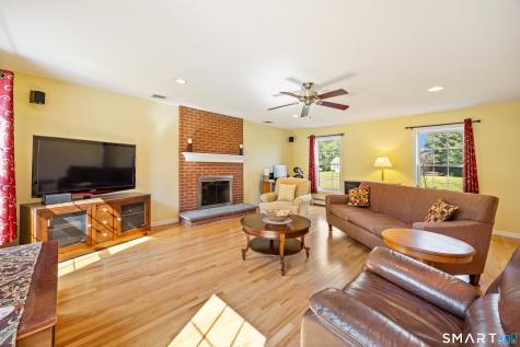 39 Old Farm Road Plymouth CT 06786