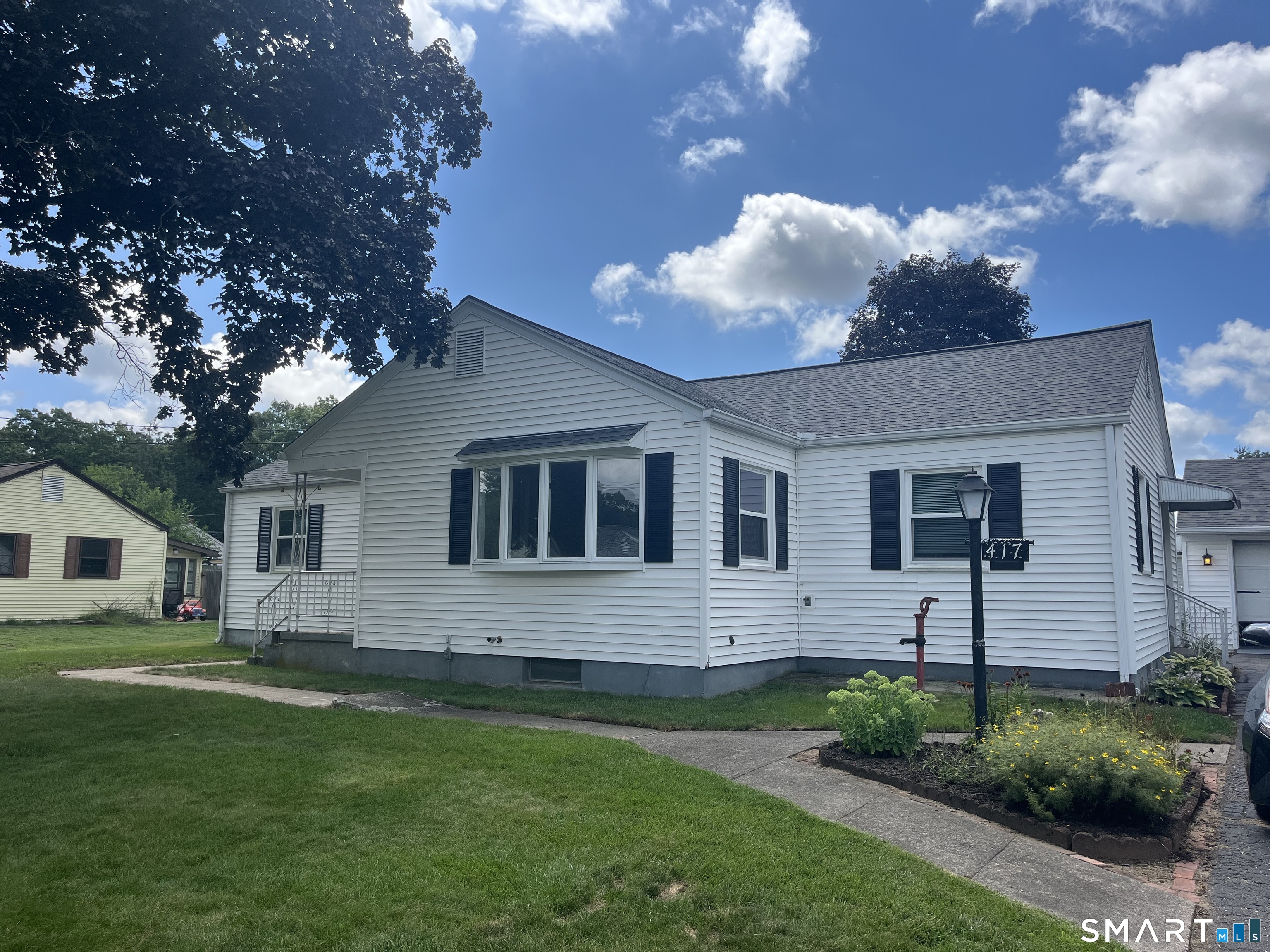 417 Denslow Street Windsor Locks CT 06096