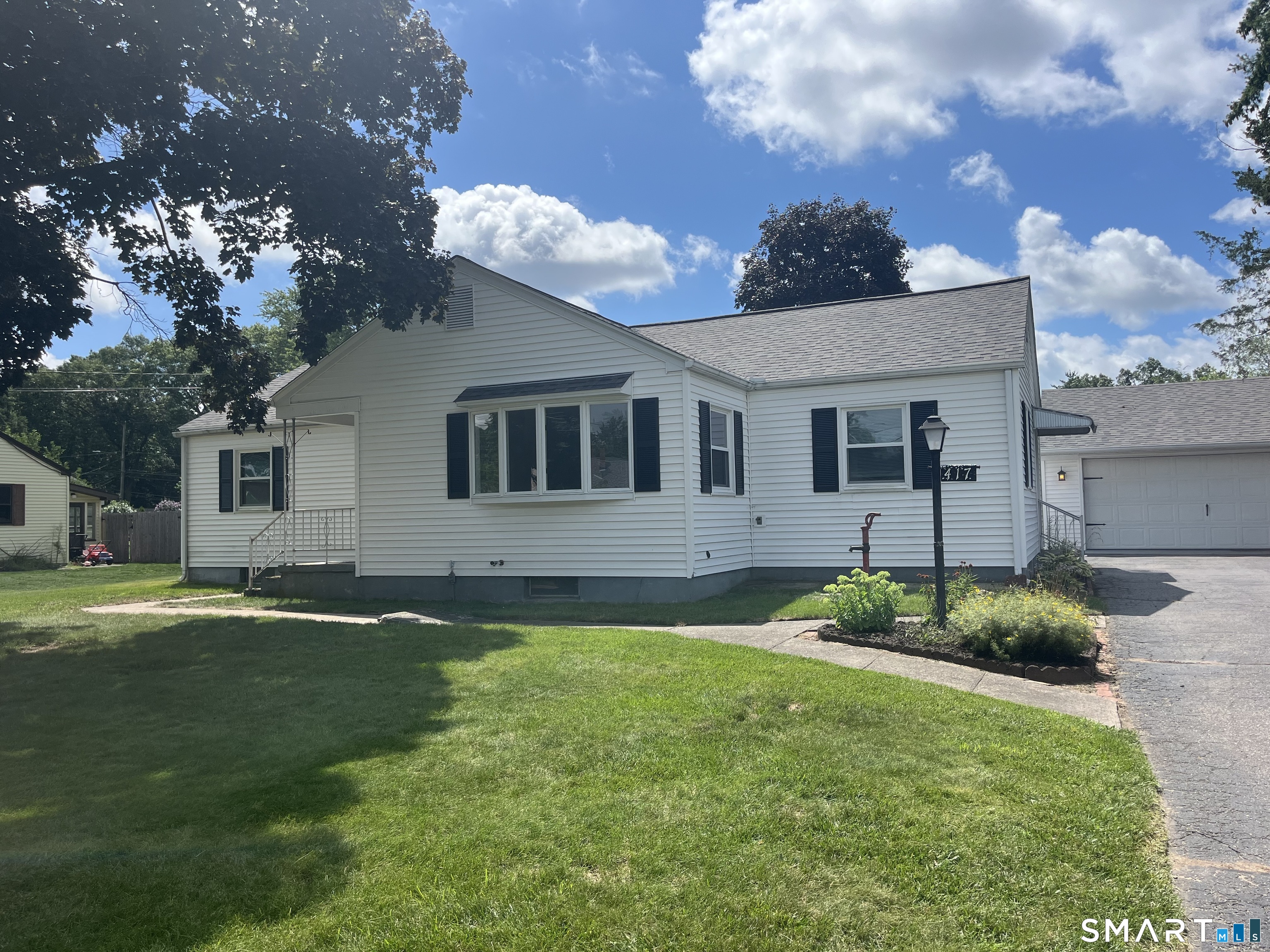417 Denslow Street Windsor Locks CT 06096