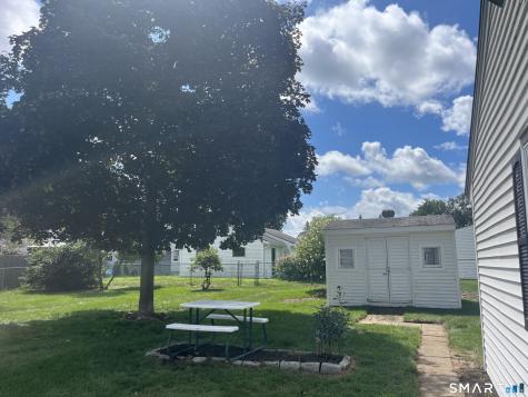 417 Denslow Street Windsor Locks CT 06096