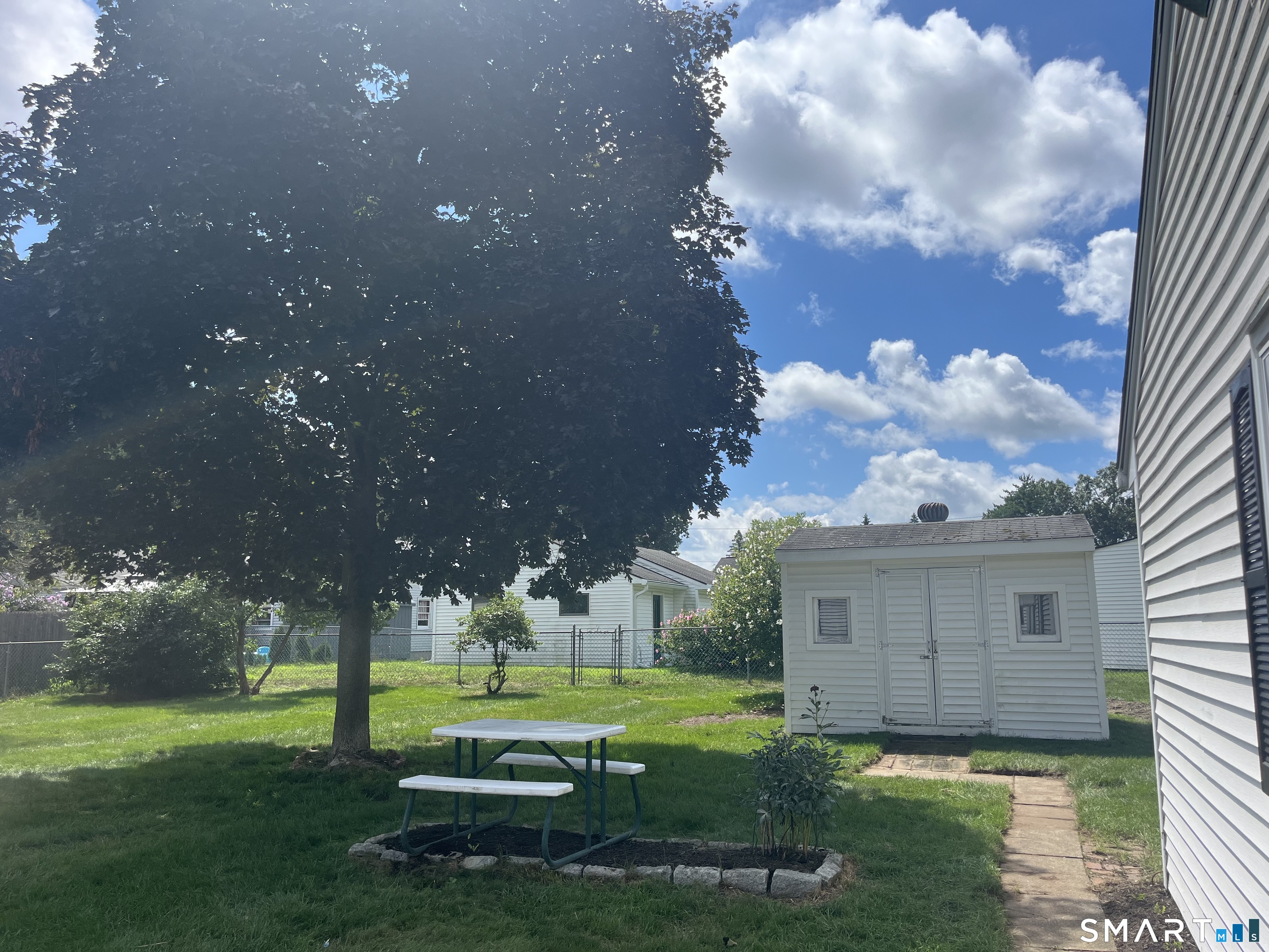 417 Denslow Street Windsor Locks CT 06096