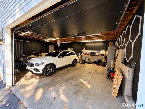 50 East Shore Boulevard Farmington CT 06085
