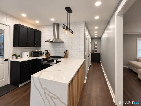 50 East Shore Boulevard Farmington CT 06085
