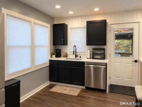 50 East Shore Boulevard Farmington CT 06085