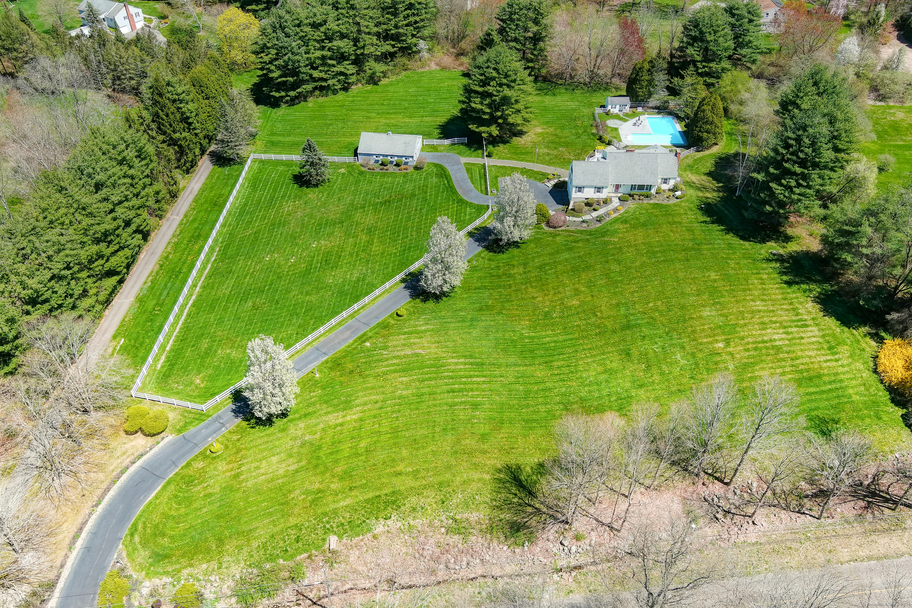 271 Quassapaug Road Woodbury CT 06798