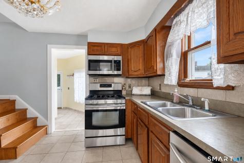 3 Coppola Terrace Derby CT 06418