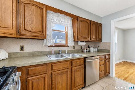 3 Coppola Terrace Derby CT 06418