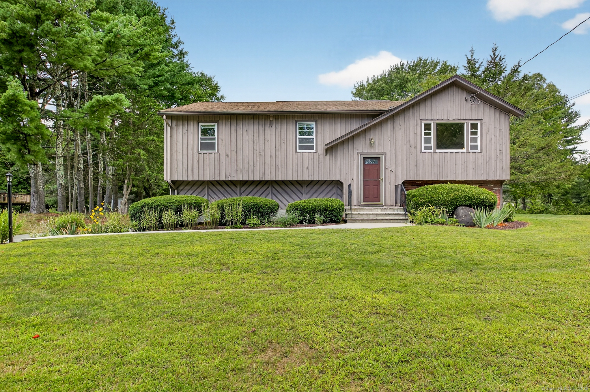 1107 North River Road Coventry CT 06238