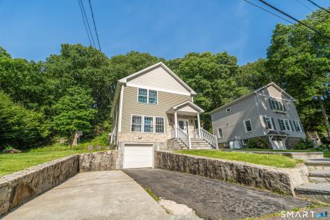 42 White Avenue Middlebury CT 06762