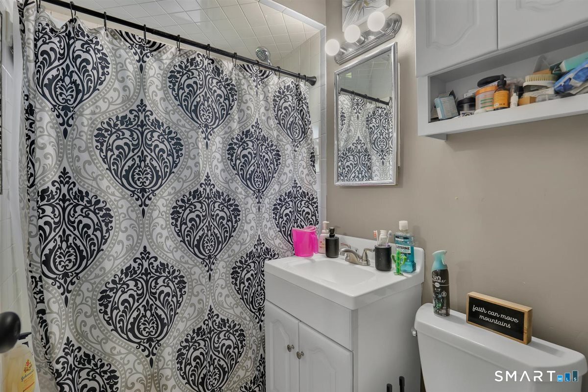 383 Glen Hills Road Meriden CT 06451