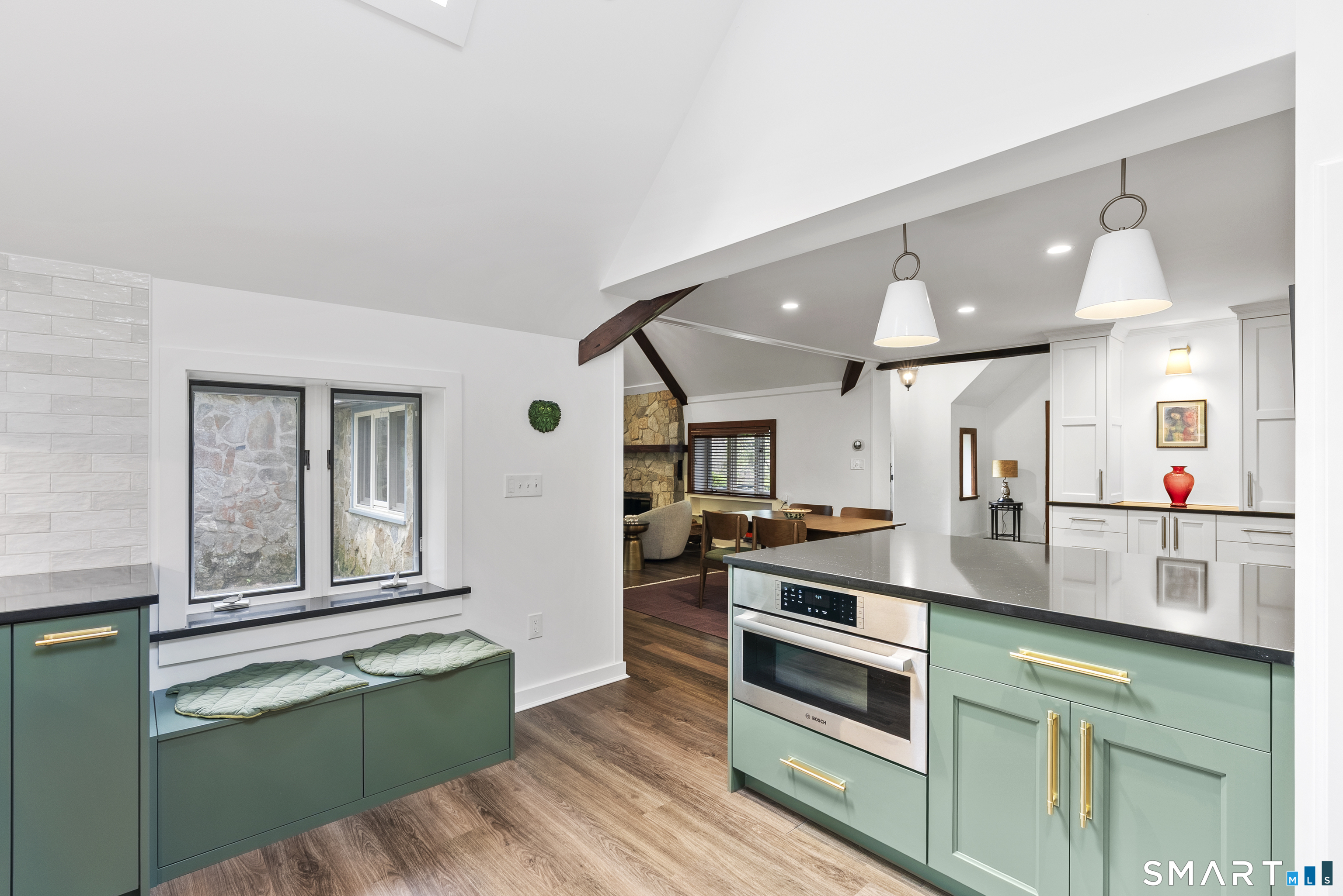 8 Morgan Road Canton CT 06019