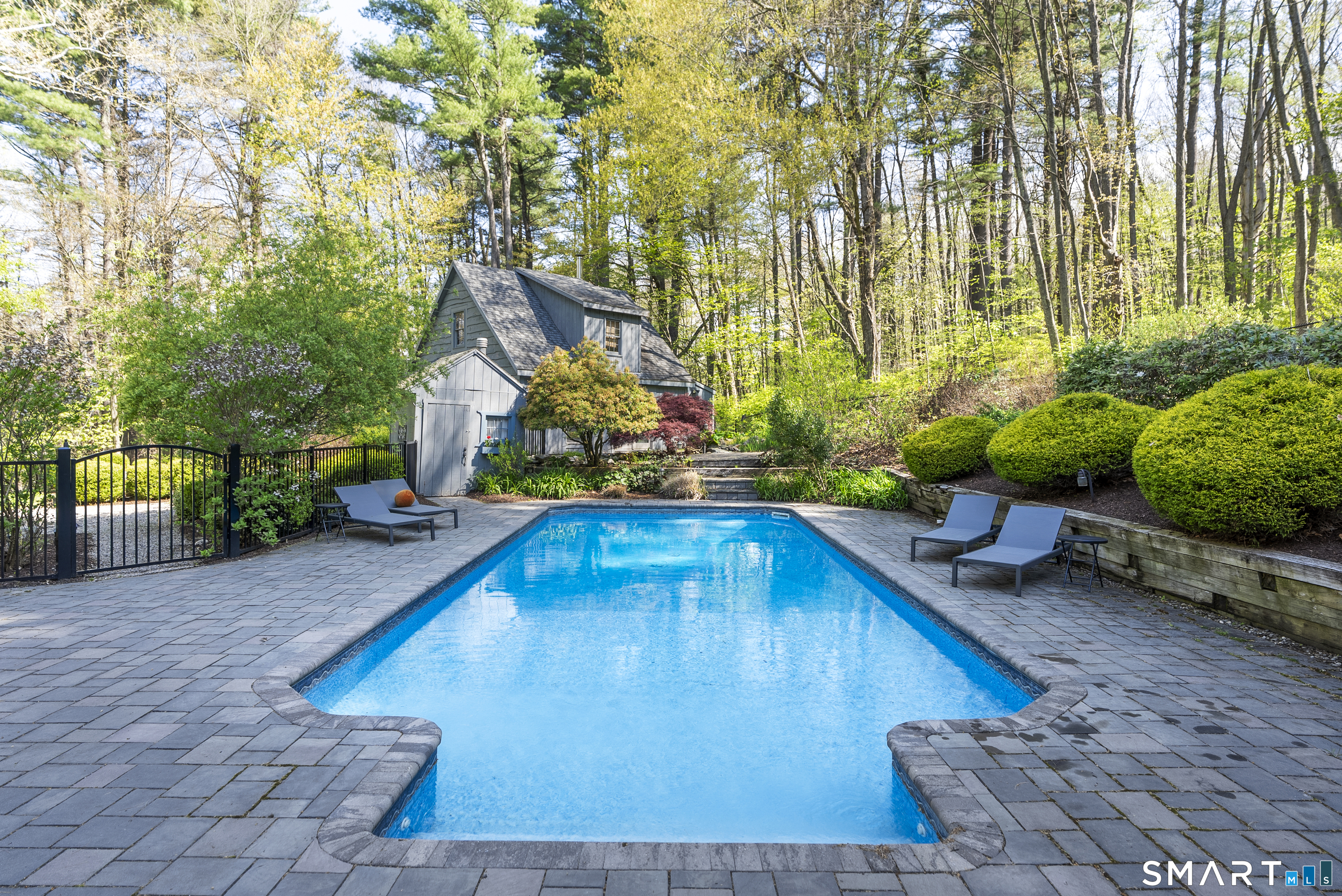 8 Morgan Road Canton CT 06019